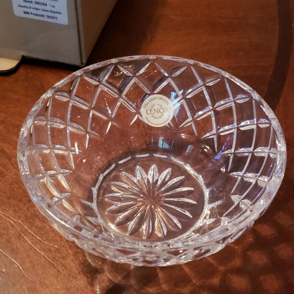 Lenox crystal diamond bowl - Picture 2 of 2